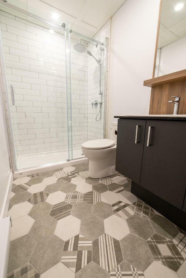 Aux Havres Urbains - Le Penthouse De La 3Ieme Avenue Apartment Québec Exterior foto
