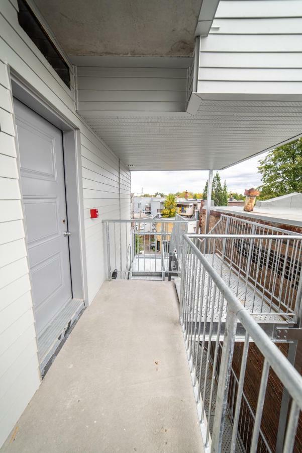 Aux Havres Urbains - Le Penthouse De La 3Ieme Avenue Apartment Québec Exterior foto